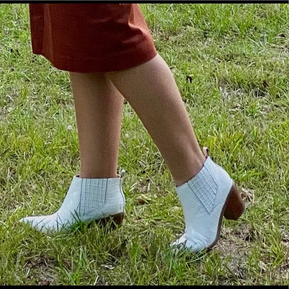 Meet your Posher, Kelly - Picture 9 of 10